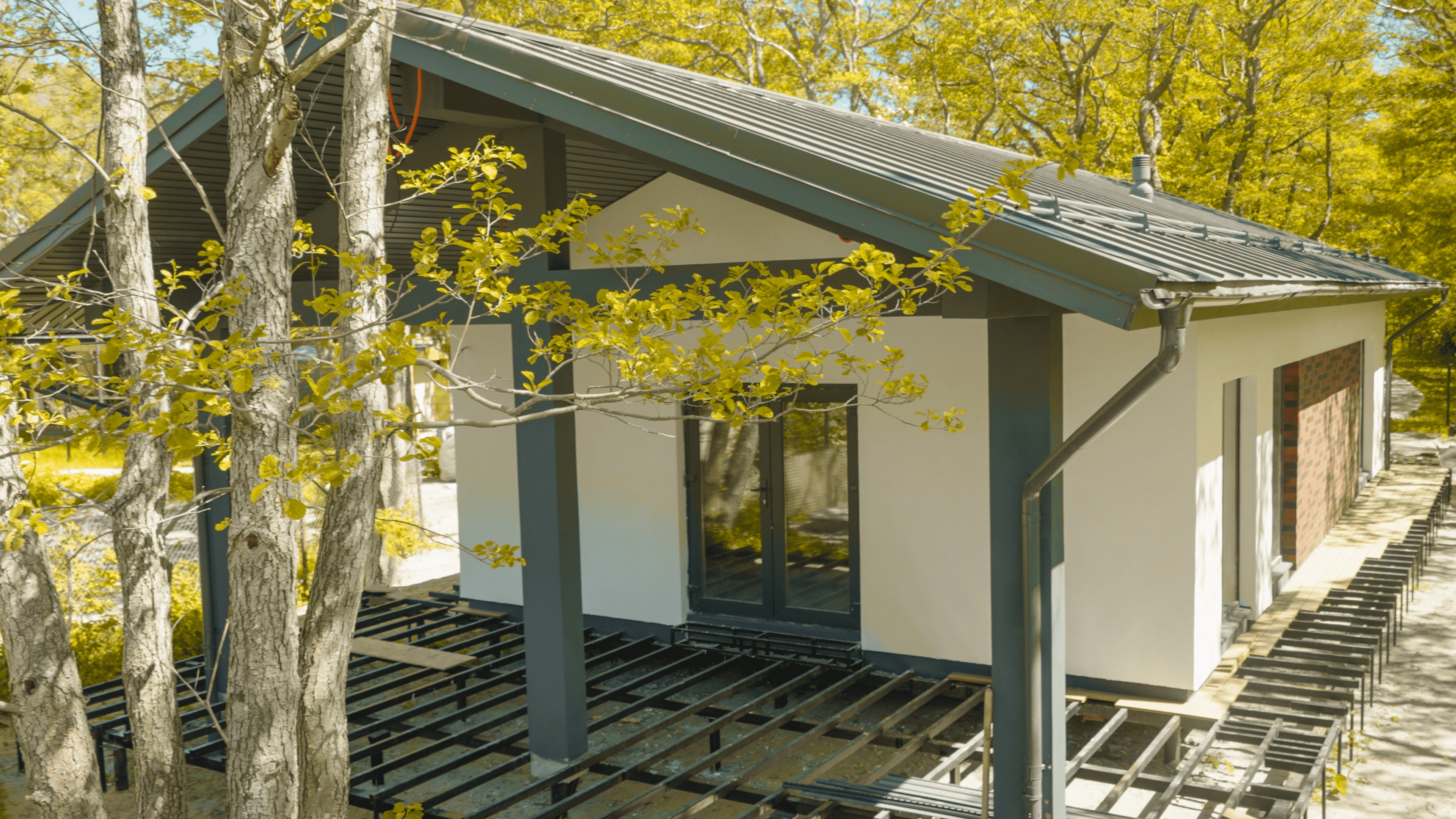 Современный дом с плоской кровлей